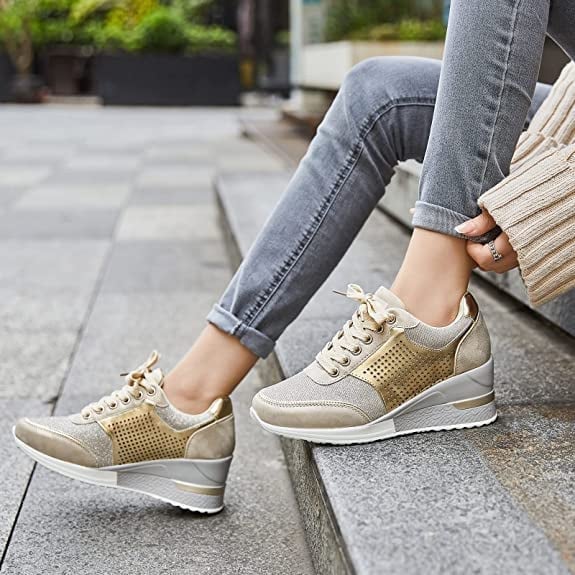 Adelia | Pain-Relieving Sneakers