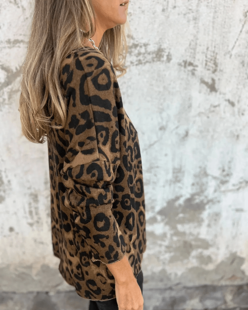 Zerena | Chic Leopard Print Top